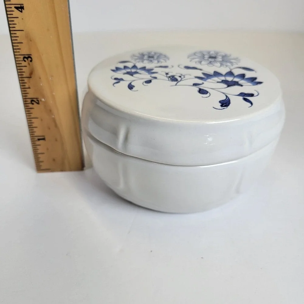Vtg Federalist White Ceramic Lidded Trinket Dish Ashtray Blue Floral Round 5